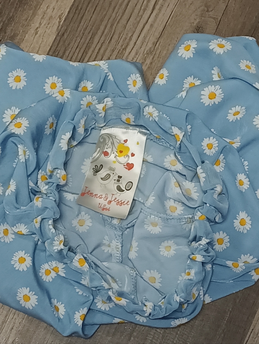 𝐉𝐞𝐧𝐧𝐚 & 𝐉𝐞𝐬𝐬𝐢𝐞 𝐔𝐒𝐀 𝐒𝐮𝐧𝐟𝐥𝐨𝐰𝐞𝐫 𝐏𝐚𝐧𝐭𝐬 - Picture 6 of 9